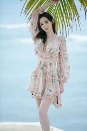 李菲儿